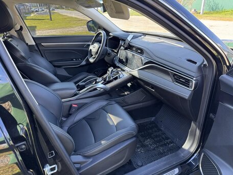 2023 Geely Atlas Pro, чёрный, 1880000 рублей, вид 4