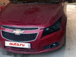 2011 Chevrolet Cruze I, красный, 600000 рублей, вид 3