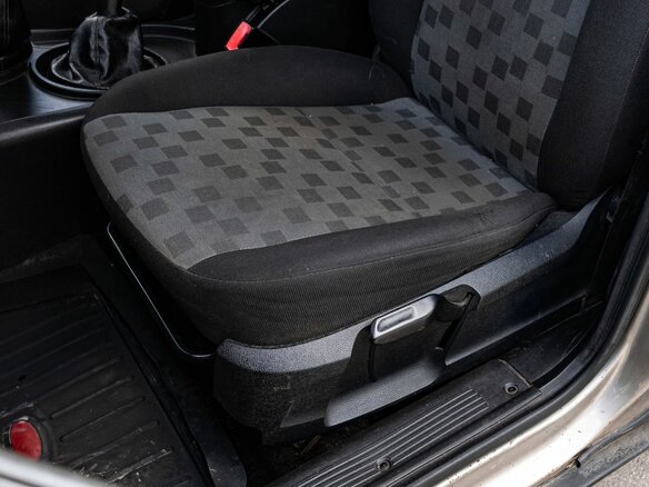 2010 Chevrolet Niva I Рестайлинг, серебристый, 444000 рублей - вид 11