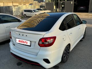 2024 Lada (ВАЗ) Granta Sportline I Рестайлинг, белый, 970000 рублей, вид 5