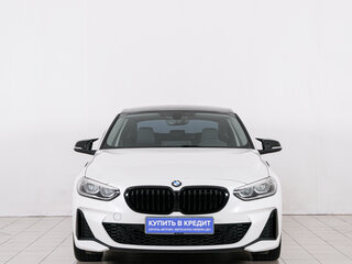 2022 BMW 1 серии 120i III (F52) Рестайлинг, белый, 2199000 рублей, вид 2