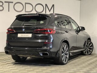 2022 BMW X5 40d IV (G05/G18), чёрный, 8777777 рублей, вид 2