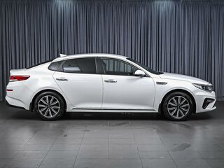2019 Kia Optima IV Рестайлинг, белый, 2269000 рублей, вид 5