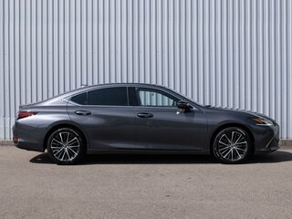2021 Lexus ES 250 VII Рестайлинг, серый, 4449000 рублей, вид 5