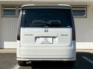 2024 Honda Stepwgn Spada VI, белый, 2100000 рублей, вид 4