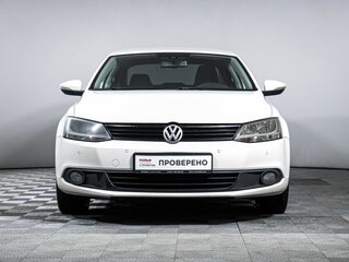 2013 Volkswagen Jetta VI, белый, 899000 рублей, вид 2