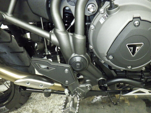 2022 Triumph Tiger 1200, серый, 1500000 рублей - вид 17