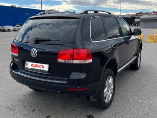 2006 Volkswagen Touareg I, чёрный, 999999 рублей, вид 3