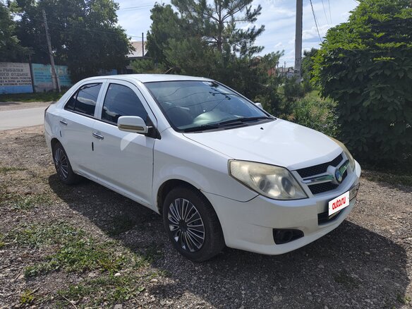 2011 Geely MK I, белый, 240000 рублей - вид 2
