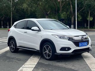 2022 Honda Vezel I Рестайлинг, белый, 1649000 рублей, вид 2