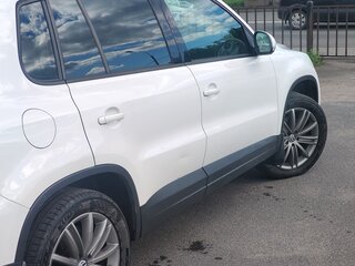 2013 Volkswagen Tiguan I Рестайлинг, белый, 1400000 рублей, вид 2