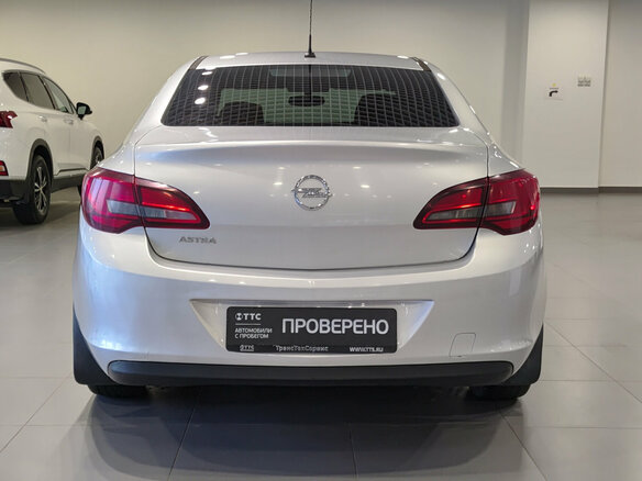 2013 Opel Astra J Рестайлинг, серебристый, 615000 рублей - вид 5