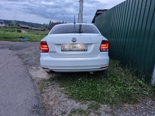 2017 Volkswagen Polo V Рестайлинг, белый, 810000 рублей, вид 5