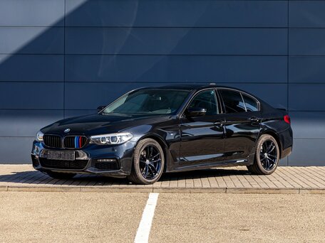 2018 BMW 5 серии 520d xDrive VII (G30/G31/G38), чёрный, 2695000 рублей, вид 1