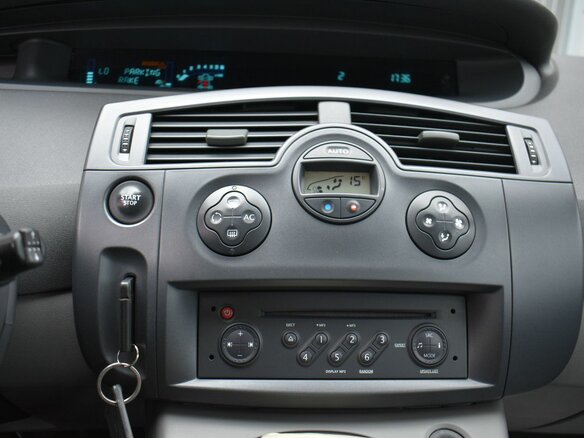 2008 Renault Scenic II Рестайлинг, зелёный, 399000 рублей - вид 9