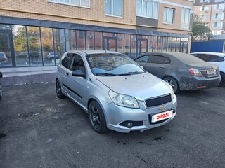 2008 Chevrolet Aveo I Рестайлинг, серебристый, 370000 рублей, вид 3