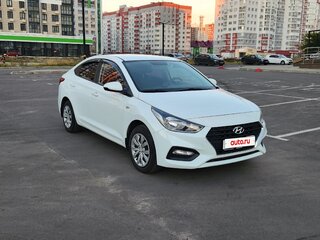2017 Hyundai Solaris II, белый, 1290000 рублей, вид 4