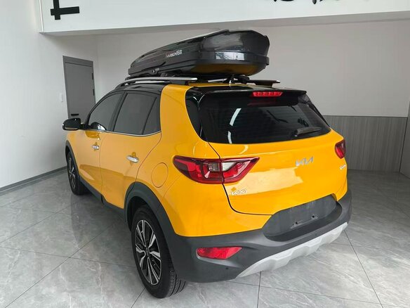 2022 Kia KX1, жёлтый - вид 2