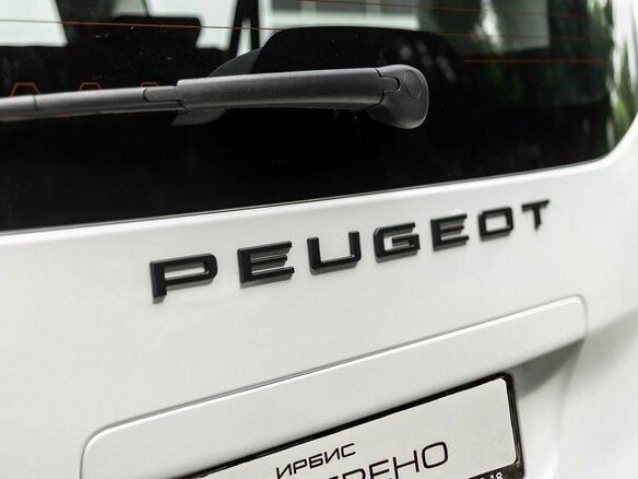 2025 Peugeot Traveller Long I Рестайлинг, белый, 6250000 рублей - вид 11