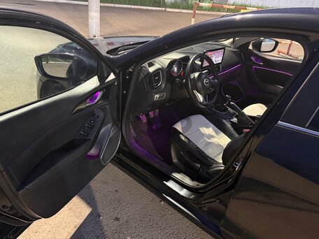 2013 Mazda 3 III (BM), чёрный, 999000 рублей, вид 3
