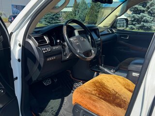 2014 Lexus LX 570 III Рестайлинг, белый, 5150000 рублей, вид 3