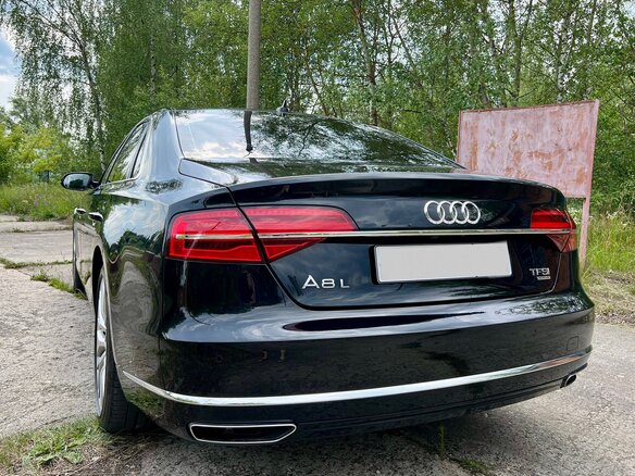 2016 Audi A8 Long III (D4) Рестайлинг, чёрный, 3100000 рублей - вид 5