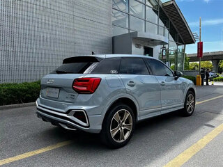 2023 Audi Q2 L 35 TFSI I Рестайлинг, серый, 1578018 рублей, вид 5
