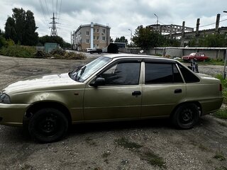 2010 Daewoo Nexia I Рестайлинг, бежевый, 180000 рублей, вид 3