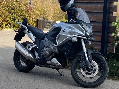2012 Honda VFR 1200X (Crosstourer), серебристый, 900000 рублей, вид 1