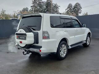 2013 Mitsubishi Pajero IV Рестайлинг 1, белый, 2199000 рублей, вид 5