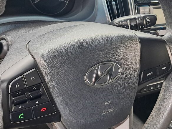2017 Hyundai Creta I, красный - вид 19