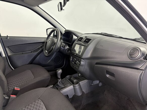 2026 Lada (ВАЗ) Granta I Рестайлинг, белый, 1213000 рублей - вид 11