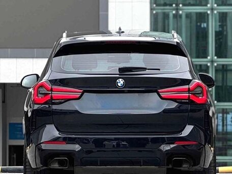 2021 BMW X3 30i xDrive III (G01) Рестайлинг, чёрный, 6000000 рублей, вид 4