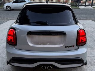2023 Mini Hatch Cooper III (F55/F56) Рестайлинг 2, серебристый, 2440000 рублей, вид 5