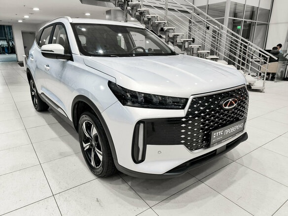 2024 Chery Tiggo 4 Pro I Рестайлинг, серый, 1630000 рублей - вид 2