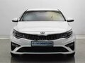 2019 Kia Optima IV Рестайлинг, белый, 1630000 рублей - вид 1