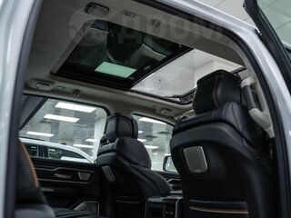 2025 Ram 1500 Crew Cab V Рестайлинг, белый, 10200000 рублей, вид 5