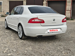 2012 Skoda Superb II, белый, 1350000 рублей, вид 4