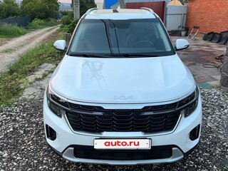 2024 Kia Seltos I Рестайлинг, белый, 1960000 рублей, вид 2