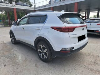2019 Kia Sportage IV Рестайлинг, белый, 1630000 рублей, вид 4