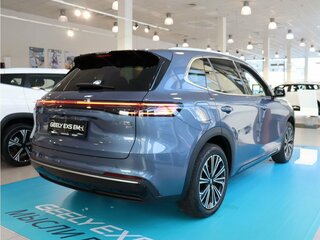 2026 Geely EX5 Гибрид EM-i, синий, 3974990 рублей, вид 4
