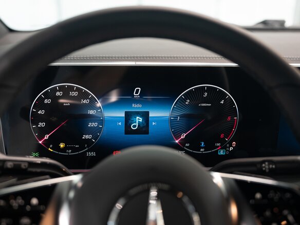 2026 Mercedes-Benz V-Класс Extra Long 300 d экстра длинный III (W447) Рестайлинг 2, чёрный, 14500000 рублей - вид 17