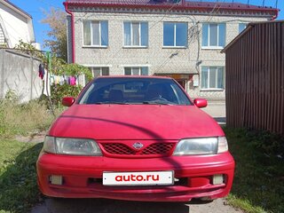 1999 Nissan Almera I (N15), красный, 90000 рублей, вид 2