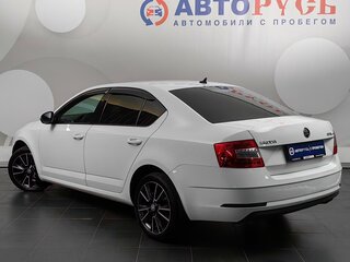 2017 Skoda Octavia III (A7) Рестайлинг, белый, 1474000 рублей, вид 2