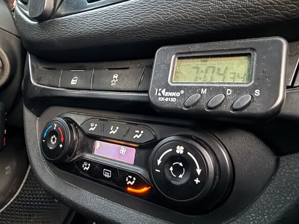 2021 Lada (ВАЗ) Vesta SW I, серый, 799000 рублей - вид 15