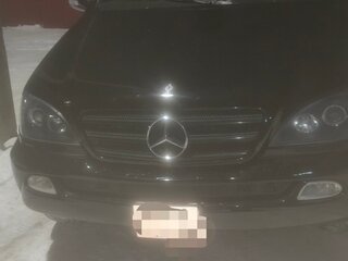 2002 Mercedes-Benz M-Класс 320 I (W163) Рестайлинг, чёрный, 950000 рублей, вид 1