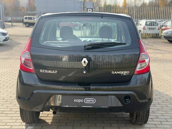 2013 Renault Sandero I, чёрный, 482000 рублей - вид 4