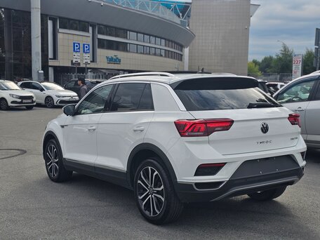 2023 Volkswagen T-Roc I (China Market), белый, 1900000 рублей, вид 4