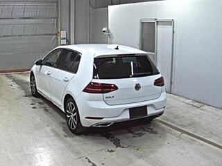 2019 Volkswagen Golf VII Рестайлинг, белый, 1223000 рублей, вид 2