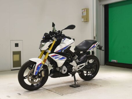 2018 BMW G 310 R, белый, 395000 рублей, вид 4